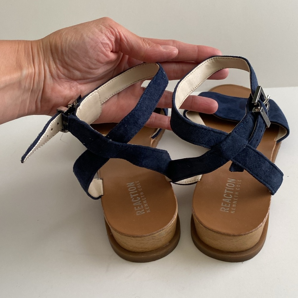 Kenneth Cole Reaction Navy Blue Jolly Leather Upper Suede Sandals Size 10 - Picture 5 of 9